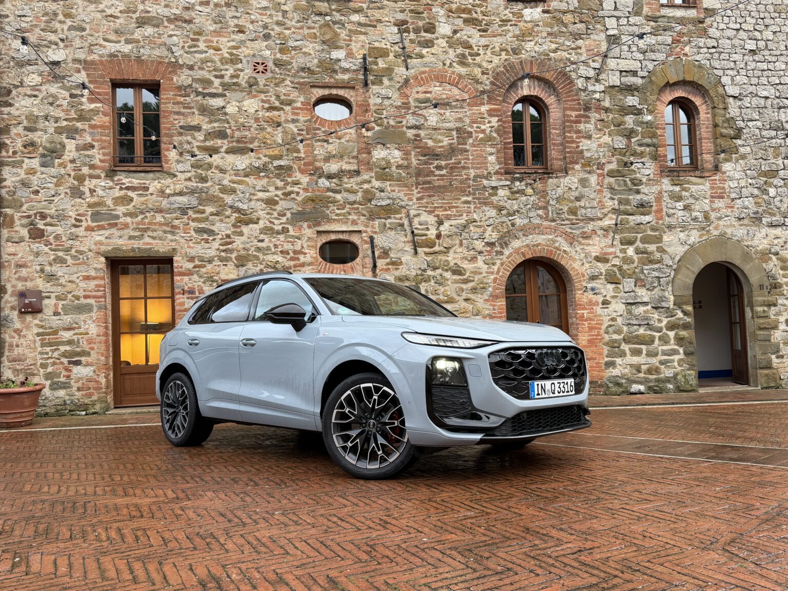 Essai Audi Q3 2026, le SUV compact l plus polyvalent ? Quelle motorisation choisir entre l’essence et le diesel de 150 ch ? Audi Q3 SLINE 2026