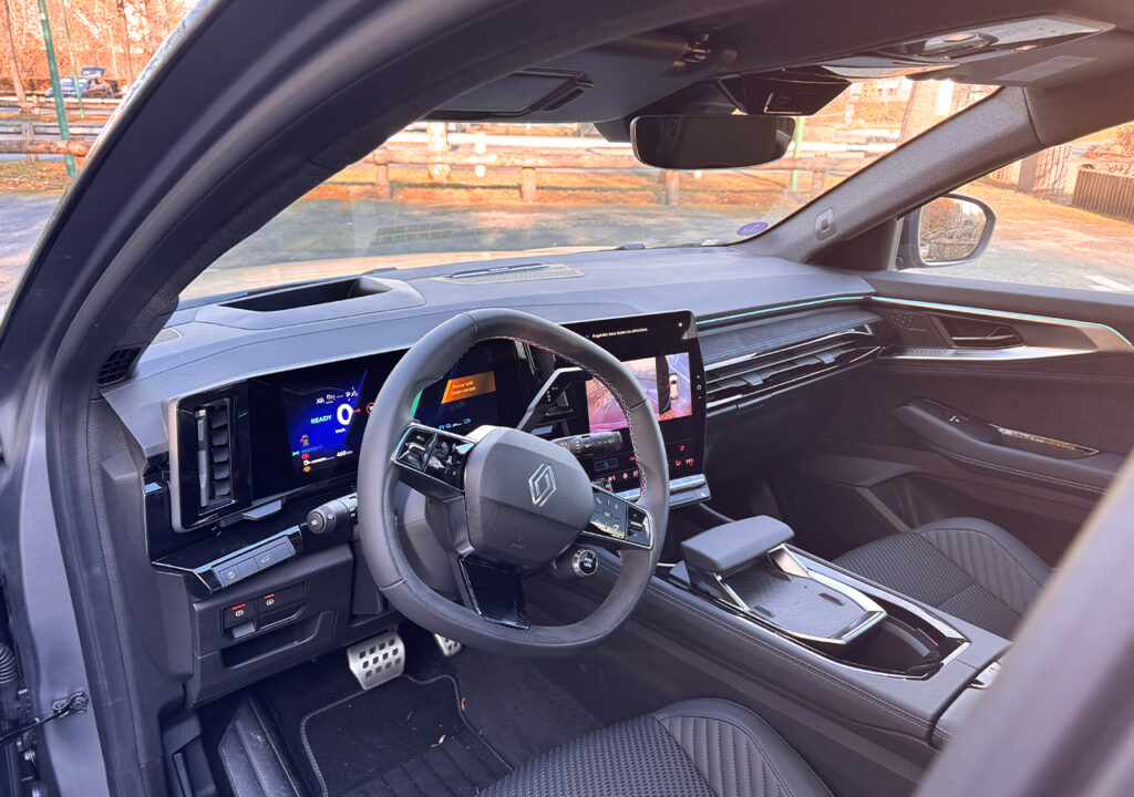 Aucun changement à l'intérieur du Renault austral 2025 Retsyléé 