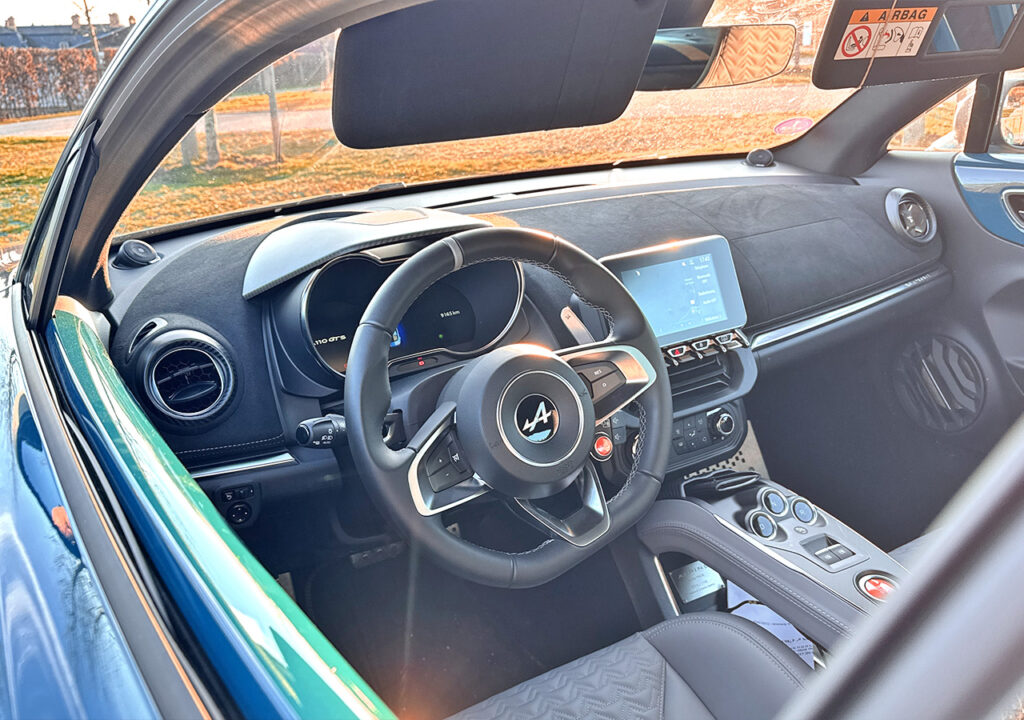 intérieur Alpine A110 GTS cuir alcantara