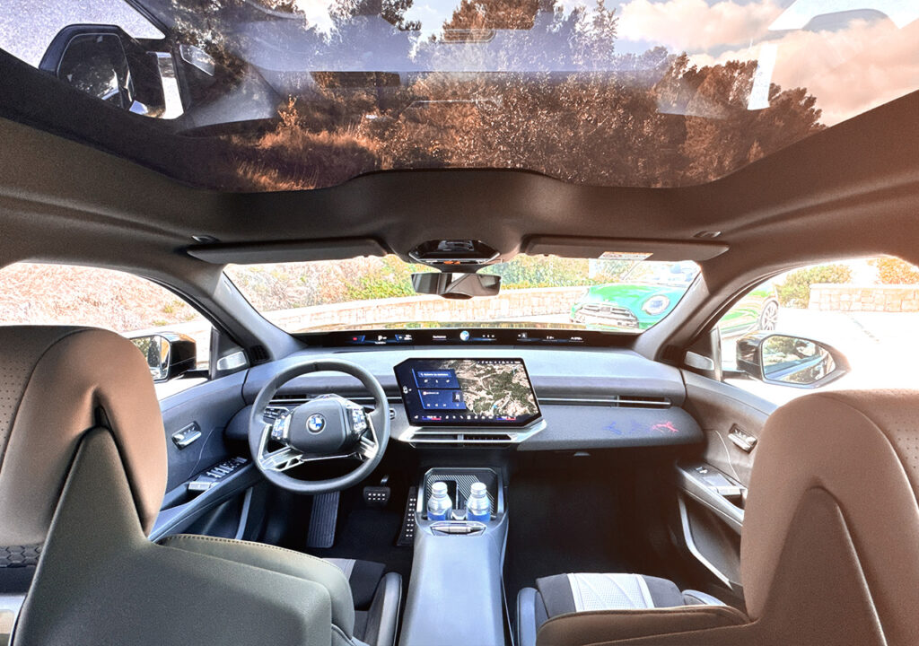 intérieur futuriste pour ce nouveau BMW iX3 2026