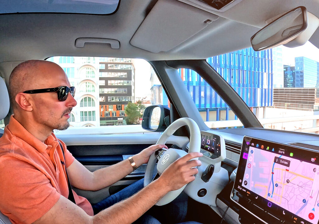 Au volant du Volkswagen ID Buzz 7 places Monospaces van 2026