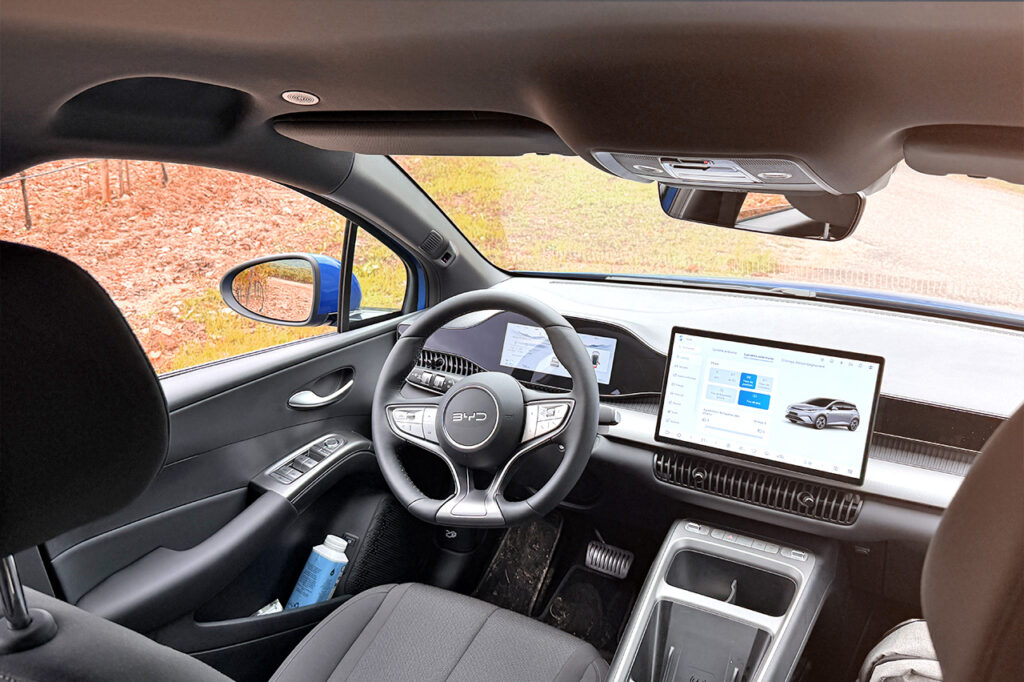Intérieur sobre pour cette Byd Dolphin G DMI Boost 2026